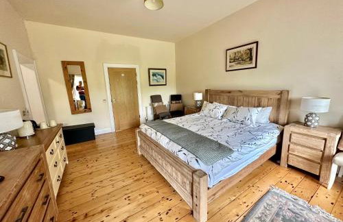 Royal Portrush Golfing Base- Riverside Renovated Flax Mill - Foto 27