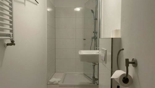 Modernes 1-Zimmer Apartment mit 2 Einzelbetten in Offenbach bei Frankfurt - Foto 4