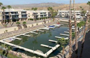 Private Oasis Condo with River views across from Laughlin - Foto 16