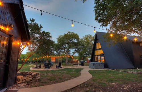 NEW Treehouse at Link Lane 2 Acres w Hot Tub - Foto 41