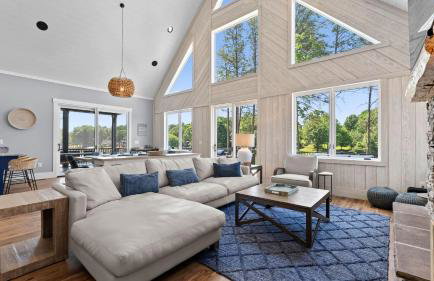 Blue Heron & Gray Fox by Avantstay 2 Lakefront Homes, Sleeps 44 Pool, Dock, Theater - Foto 14