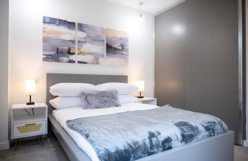 Newly Furnished Apt w/ Patios - Hampstead Heath - Foto 30