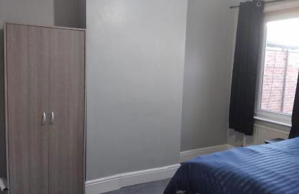 Central 4 Bed Home in Eastleigh! - Foto 3