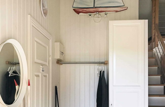 Holiday Home in Lidköping - Photo 14