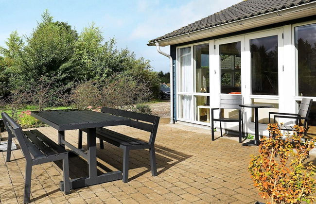 8 Person Holiday Home in Saeby - Photo 16