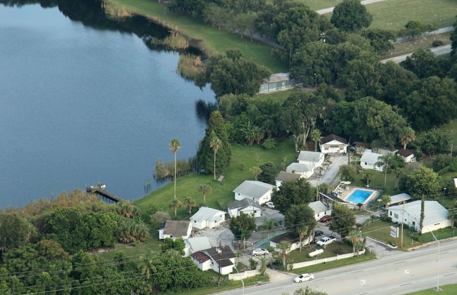 Lake Ida Beach Resort - Photo 23