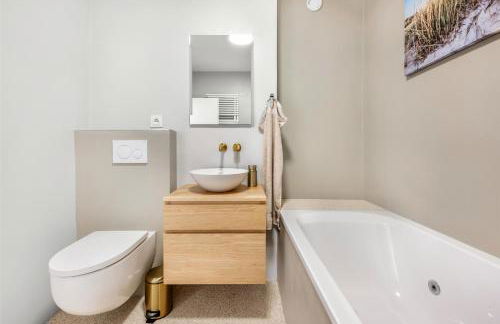 Exklusives Apartment Sunrise mit Whirlpool im 24-OG, Zugang zu Pool und Sauna - Foto 22