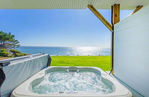 Seagull by OceanviewHotTubs Oceanfront Tesla chrging Shelter Cove - Foto 32