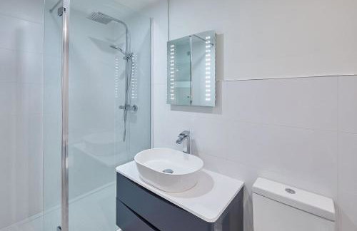 Host & Stay - The Townhouse - Photo 32