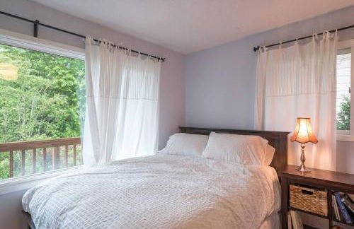 The Flying Whale-MountTabor. - Photo 11