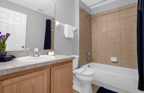 Amazing 4 Bedrooms 3 Bath with private pool, near Disney and Universal! - Foto 9