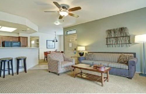 Enjoy 1BD condo in Nature preserve setting resort amenities including pool - Foto 40