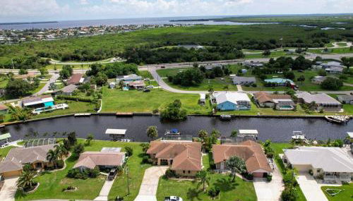 House With A Boat - Boat, Heated Pool, Fishing - Foto 4