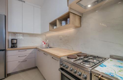 Marina Porat - Foto 4