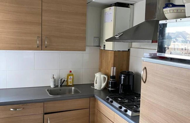 Charming 2-bed Apartment inc Balcony in Maastricht - Photo 6