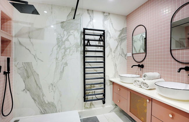 Modern, Spacious Apartment Just Outside Paris - Foto 9