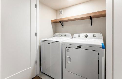 Modern Style Apartment Near Canyon RSL and expo - Foto 22