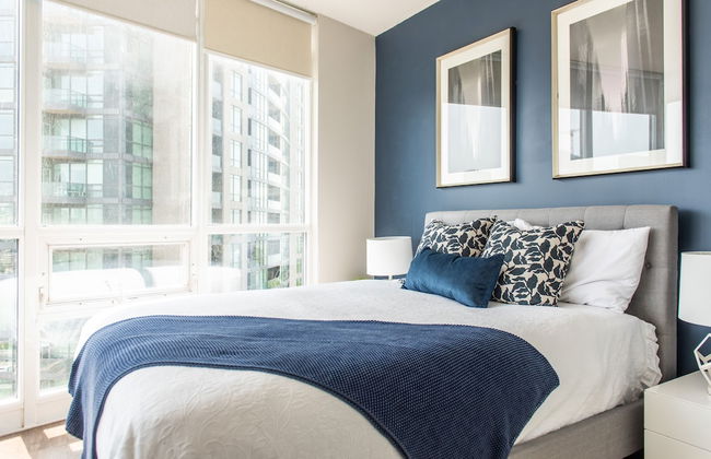 QuickStay CN Tower View Condo in Fort York - Foto 4