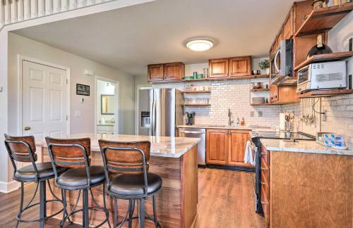 Lakefront Eatonton Home Boat Dock and Fire Pit - Foto 8