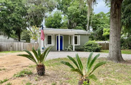 3 Min Walk to Starbucks. Pet Yes - Photo 31