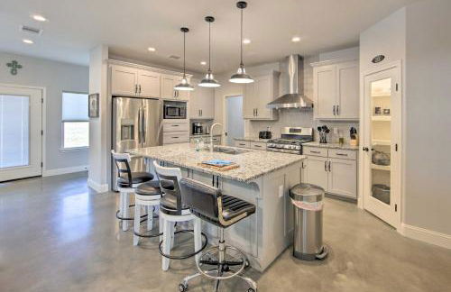 Home with Screened Porch - Near Toledo Bend Lake! - Foto 8