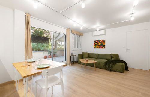 T2 Calme absolu - Coeur Toulouse - Saint Cyprien - climatisation - Terrasse arborée - Foto 5