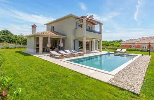 3 Bedroom Awesome Home In Nedescina - Foto 1