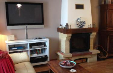Brittany Countryside Retreat 3 Bedrooms Sleeps 6 Pet Friendly Heated Swimming Pool Free Wifi - Foto 50
