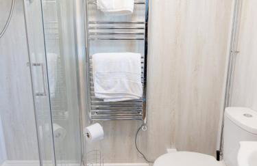 Private Annexe, Nr Celtic Manor & Cwmbran, Parking - Foto 9