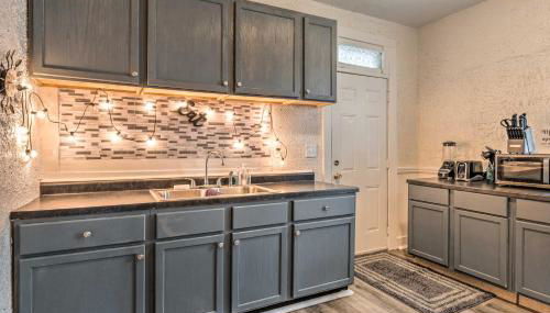 Charming Fort Wayne Home about 1 Mi to Downtown! - Foto 3