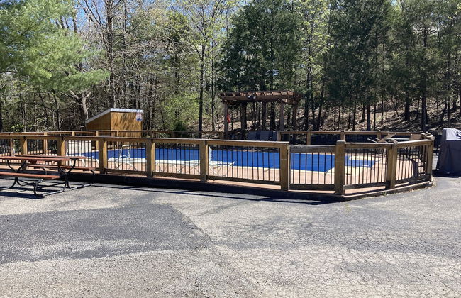 Gold Suites Rentals - Photo 18