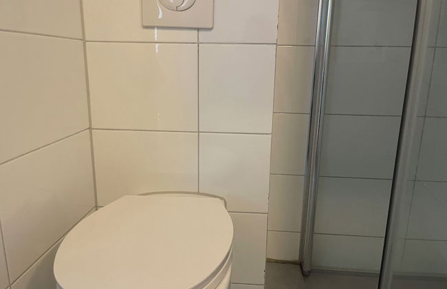 Located at Heart of City Center - Foto 12