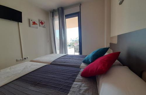 Piso de lujo THE HAPPY PLACE - descansar y trabajar en Golf Panoramica para 4 pers - internet fibra GRATIS - Foto 8