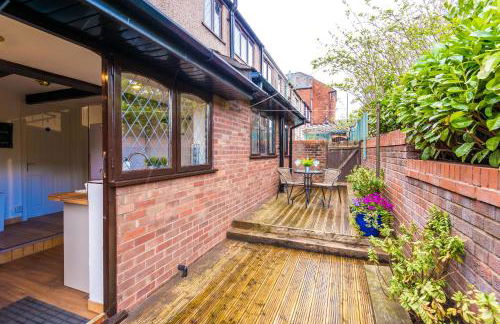 Spacious 4-Bed House Near Wigan Warrington - Foto 34