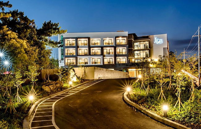 JnB Family Hotel - Photo 77