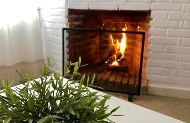 GATU Villa Cielo y Mar junto la playa, terraza , wifi y vista al mar ," Preferente mayores de 25 años y familias " - Foto 1