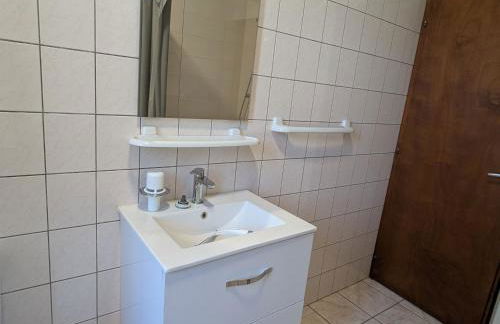 Gîte confortable dans l'ancien presbytère de Futeau, 3 chambres, jardin, WiFi, entre Verdun et Châlons - FR-1-585-13 - Foto 6