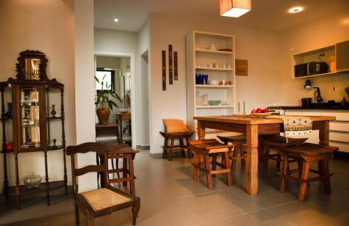 Casas aconchegantes com piscina na encantadora Praia das Cigarras - Foto 33