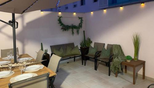 ARENA Y SAL , acceso directo a la piscina, terraza , aire acondicionado, mascotas bienvenidas - Foto 3