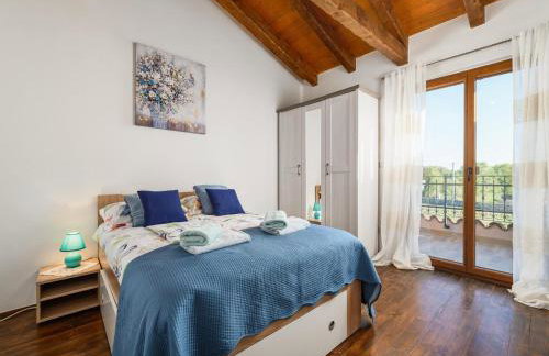 Villa in Sveti Lovrec Near Ski Resort - Foto 30