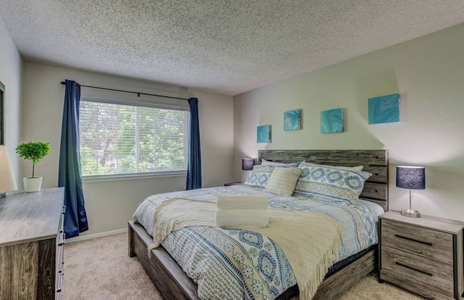 4BR AF Academyw/hot Tub & Firepit - Foto 4