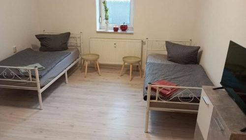 Ferien- und Monteurswohnung Reinsdorf - Raum Halle Saale - Foto 3, wardrobe