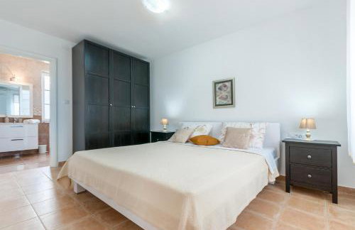 Villa Jakov - Photo 18