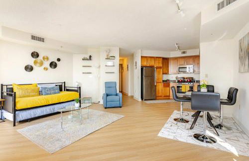 Downtown Silver Spring 2BR Skyline Balcony Suite Walkable to DC Metro LuxePad - Foto 10