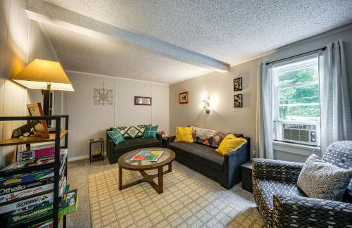 15 Mi to Penn State Hideaway with Fire Pit! - Foto 13