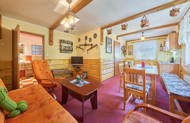 2 bedroom Apartment in Stárkov with swimming pool and garden - Photo 6