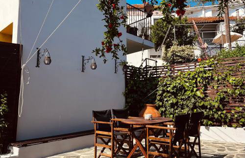 Anemelia Apartments - Photo 17