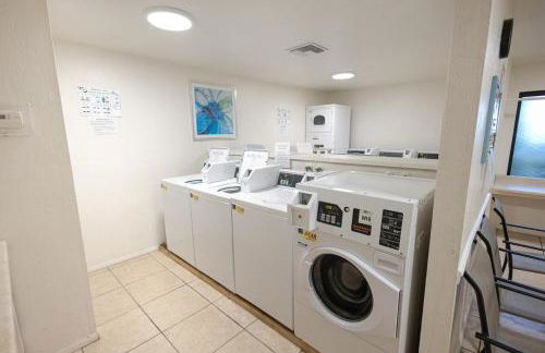 Colorful Resort-Feeling Condo - Foto 10