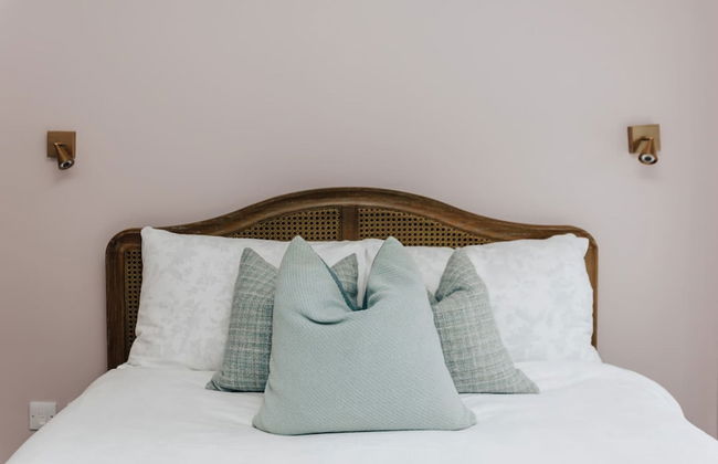 Rosefinch House in Crazies Hill - Photo 17