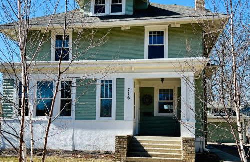 CRAFTSMAN UPSTAIRS with impressive attic! - Foto 10